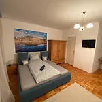 Balaton7 Apartmanhaz - Centrum Bytom