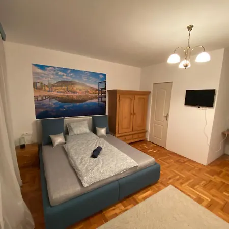 Balaton7 Apartmanhaz - Centrum バダチョニトマイ