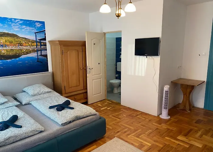 Balaton7 Apartmanhaz - Centrum בדקסוניטומאי